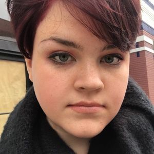 Meet your Posher, Violet